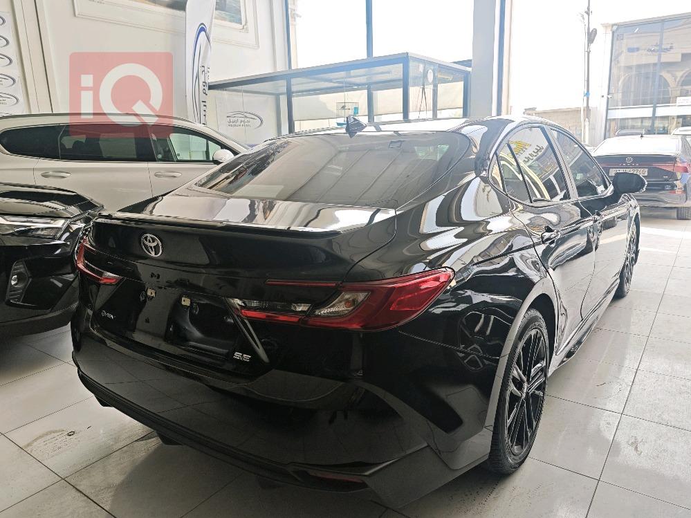 تۆیۆتا کامری